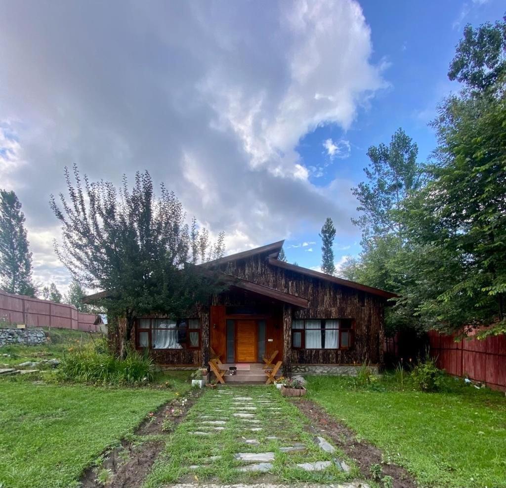 Jk'S The Trout Stream Villa Gulmarg Luaran gambar