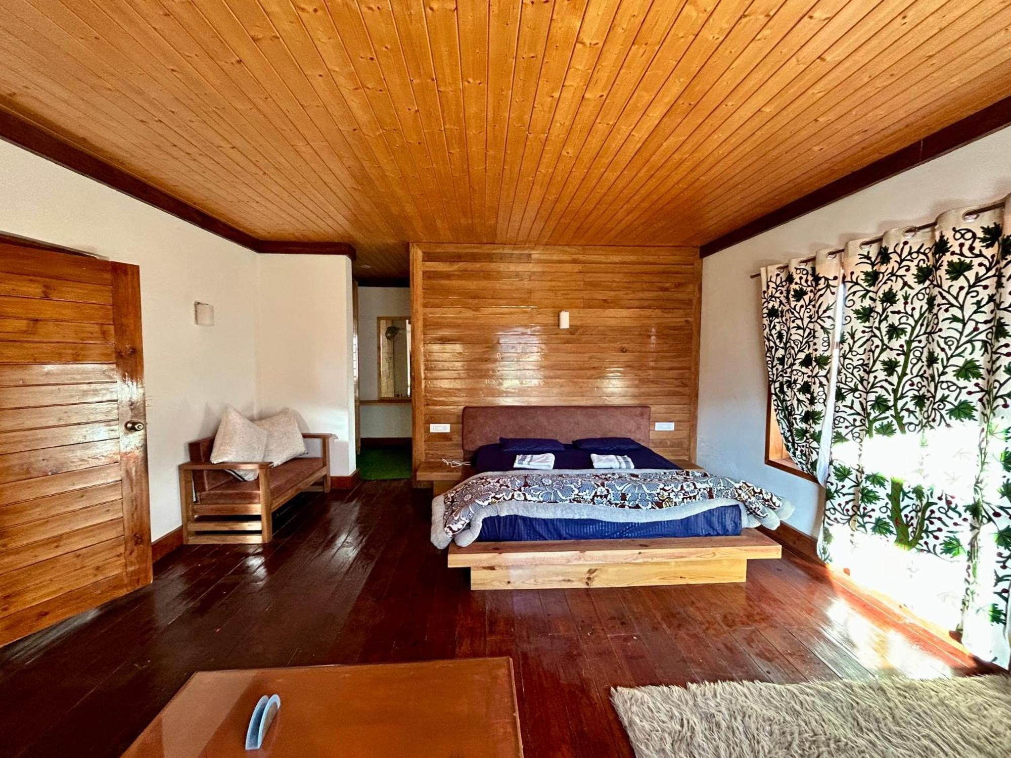 Jk'S The Trout Stream Villa Gulmarg Luaran gambar