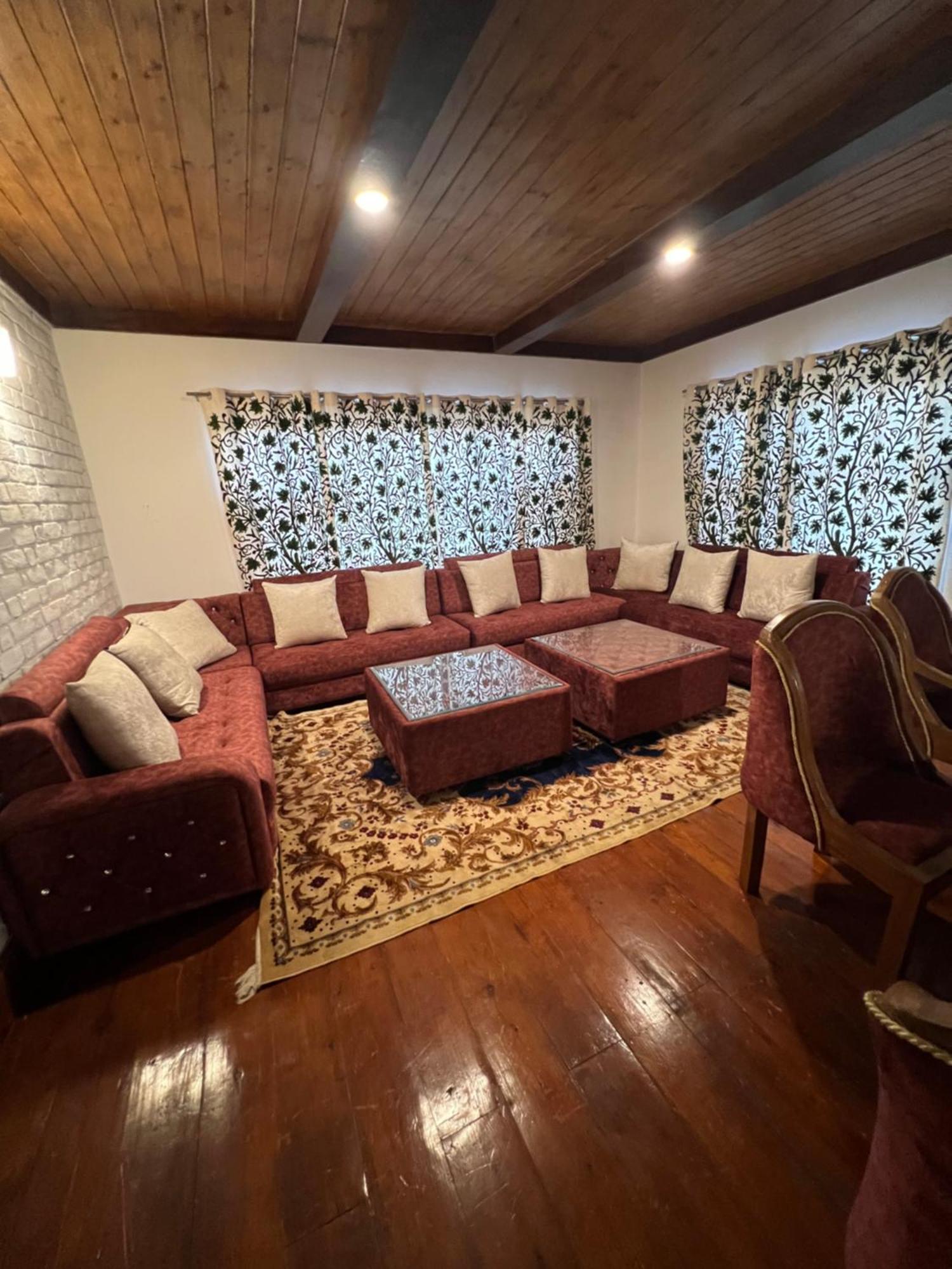 Jk'S The Trout Stream Villa Gulmarg Luaran gambar